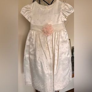 Girl’s Formal Dress by Bonnie Jean Size 4